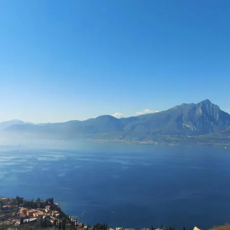 Garda Panoramic House Apartman