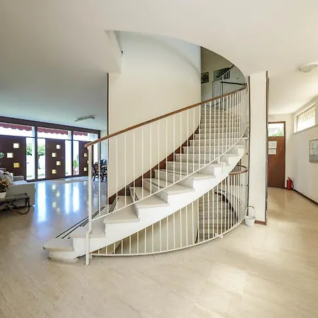 Garda Panoramic House *