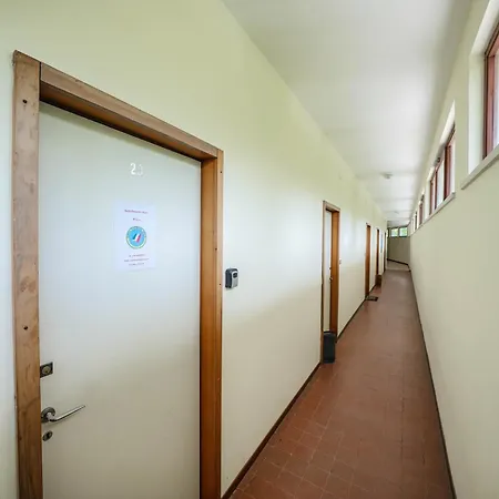Garda Panoramic House アパート *