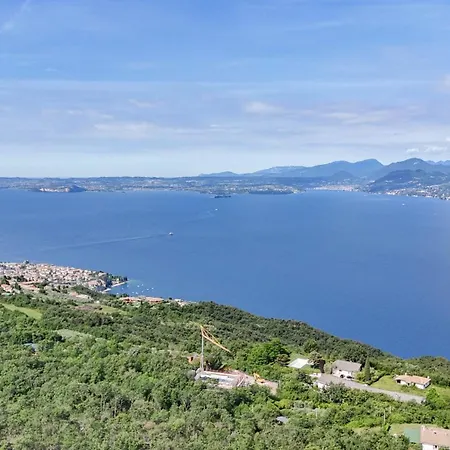 Garda Panoramic House アルビザーノ